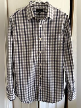 Banana Republic Men's Navy and White Plaid Button-Down Shirt